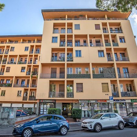 Lusa Suite With Free Private Parking Florencia Exterior foto