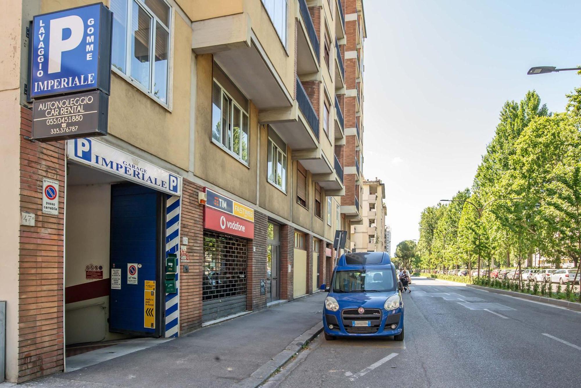 Lusa Suite With Free Private Parking Florencia Exterior foto